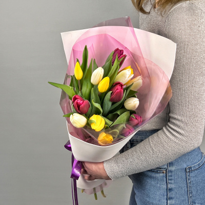 Букет из 15 тюльпанов МИКС (в упаковке) 28405