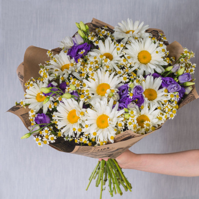 Букет с ромашки с эустомой "Нежное утро" N 36427