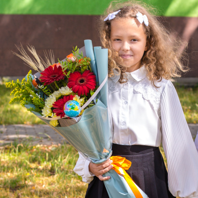 Букет "Осенний уют" с герберой, кустовой хризантемой и розой N 38376